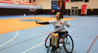 Japonya'da Adanalı milli sporcu Narin Uluç, para badmintonda dünya üçüncüsü oldu
