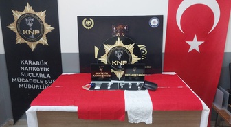 Karabük'te operasyonda 3 şüpheli tutuklandı, 9,14 gram uyuşturucu ele geçirildi