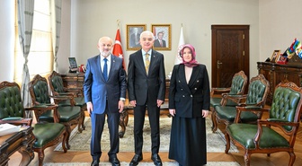 Kırklareli Valisi Turan, müftü ve yardımcısını Din Görevlileri Haftası'nda ağırladı