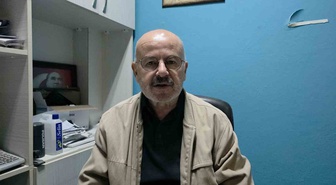 Muhtar Zeki Yaşagör, 50 yıl sonra Niko Kovi'ye Atina'da Beşiktaş forması hediye etti