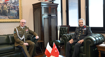 Orgeneral Tokel, Polonya Kara Kuvvetleri Müfettişi Fajkowski ile komutanlıkta görüştü