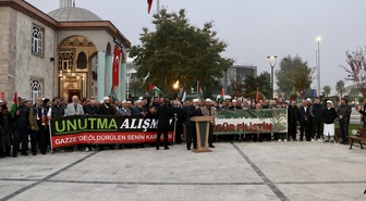 Sakarya'da Filistin ve Gazze için toplanan grup boykot çağrısı yaptı