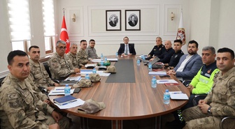 Siirt Kurtalan'da Kaymakam Salih Başara başkanlığında güvenlik toplantısı yapıldı