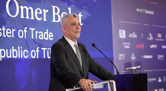 Ticaret Bakanı Bolat, Türkiye-ABD ticaretinde 100 milyar dolar hedefini açıkladı