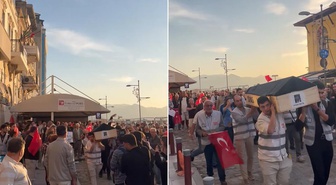 İzmir karıştı! Cemil Tugay'a tabutlu gönderme