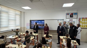 Ağın Kaymakamı Tuğçe Yılmaz, Hüseyin Taşbaşı İlkokulu'nda öğrencilerle buluştu