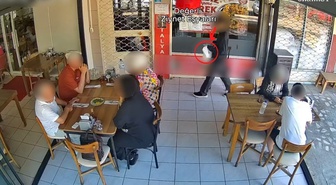Antalya'da vatandaş, polis diye arayanlara 2 milyonluk ziynet kaptırdığını iddia etti
