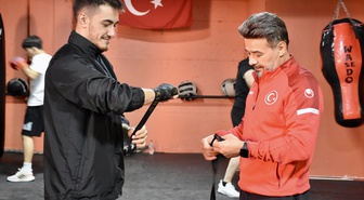 Avrupa üçüncüsü savateci Hamza Berat Şenyurt, dünya şampiyonluğunu hedefliyor