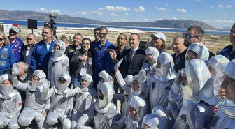Bakan Kacır: 'Uzay aracımızı 2027’nin ilk aylarında uzaya uğurlamayı öngörüyoruz'