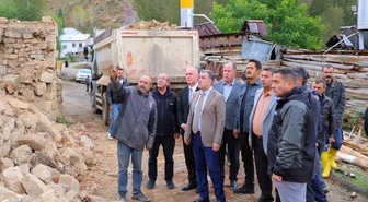 Bayburt Valisi Eldivan, Heybetepe yangını sonrası hasar tespitini inceledi