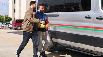 Bursa İnegöl'de polisten kaçan şüpheli 50 gram bonzaiyle yakalanıp tutuklandı