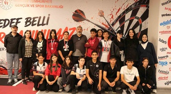 Erzincan'da Amatör Spor Haftası Dart İl Birinciliği 13 Şubat Şehir Stadı'nda başladı