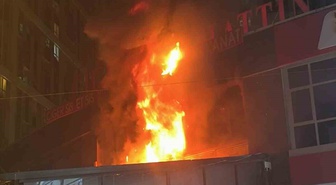 Esenyurt’ta iki katlı iş yerinde yangın: 1 yaralı