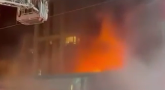 Esenyurt'ta yangın çıkan 2 katlı restoranda alevlere müdahale eden personel yaralandı