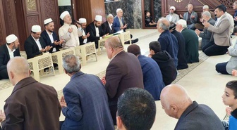 Hakkari'de vefat eden din görevlileri ve hademe-i hayrat mevlit programıyla anıldı