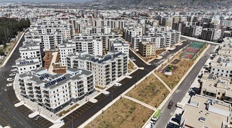 Hatay Antakya Emek Mahallesi'nde depremzedeler yeni konutlarına taşındı