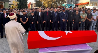Kıbrıs gazisi Mehmet Şener, Kütahya Hisarcık'ta askeri törenle defnedildi