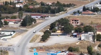 Kırıkkale'de kırmızı ışık ihlali yapan minibüs sürücüsüne 28 bin lira ceza kesildi