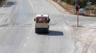 Kırıkkale'de kırmızı ışık ihlali yapan minibüs sürücüsüne 28 bin lira ceza kesildi.