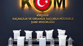 Kırşehir'de araçta yapılan aramada 40 litre etil alkol ele geçirildi