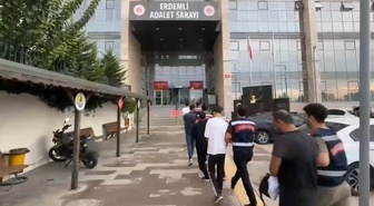 Mersin ve Şanlıurfa'da yasa dışı bahis operasyonunda 6 şüpheli tutuklandı