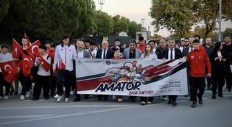 Samsun'da Amatör Spor Haftası etkinlikleri yürüyüş ve gösterilerle başladı