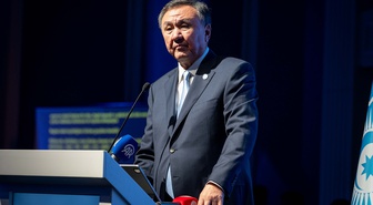 TDT'nin İstanbul'da düzenlediği resepsiyonda Ömüraliyev'e Onur Nişanı takdim edildi