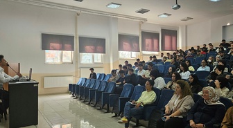 Tekkeköy'de üniversitelilere evlilik öncesi eğitim verildi, ön ve son test yapıldı