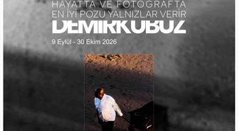 Zeki Demirkubuz'un fotoğrafları Baksı Müzesi'nde sergileniyor