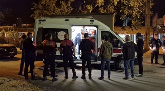 Adıyaman'da 3 şahsın bıçaklı saldırısına uğrayan kişi hastaneye kaldırıldı