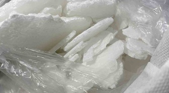 Antalya Serik'te motosiklet sepetinde 900 gram metamfetamin bulundu, 2 şüpheli tutuklandı