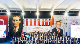 Bilecik'te BŞEÜ akademik açılışında 75 öğretim üyesi cübbe giydi