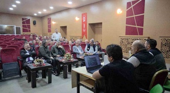 Çanakkale Orman Bölge Müdürlüğü Bayramiç'te plan yenileme toplantısı düzenledi