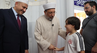 Diyanet İşleri Başkanı Arpaguş, KKTC Din İşleri Başkanı Moral'la görüşüp hutbe okudu