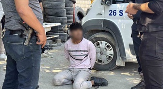 Eskişehir'de durdurulmak istenen 16 yaşındaki şüpheli kovalamacayla yakalandı