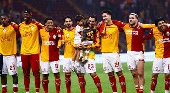 Galatasaray, Kasımpaşa'yı 3-1 mağlup ederek maç fazlasıyla liderliğe yükseldi