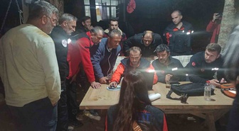 Sakarya Akyazı'da alzaymır hastası 78 yaşındaki kadını 200 kişilik ekip arıyor