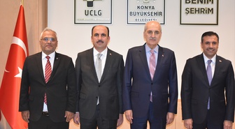 TBMM Başkanı Kurtulmuş, Konya'da 8 sultan için saygı nöbeti değişimini izledi
