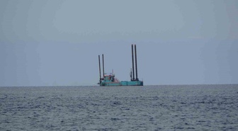 Trabzon'da yapılacak yeni havalimanında 97 milyon tonluk deniz dolgusu başladı