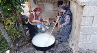 Yozgat Çekerek'te şişe tarhanası kurutma zahmeti olmadan sofralara taşınıyor