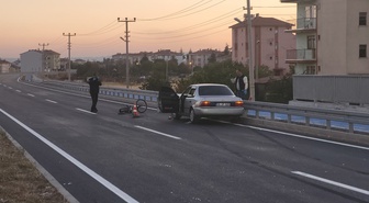 Ankara Çubuk'ta otomobilin çarptığı 10 yaşındaki bisikletli çocuk ve sürücü yaralandı