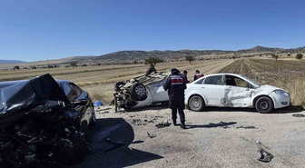 Burdur Yeşilova'da 3 araç kazasında ağır yaralı 2 gün sonra yaşamını yitirdi