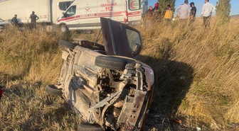 Çorum Sungurlu'da tarlaya devrilen otomobilin sürücüsü yaralı kurtarıldı