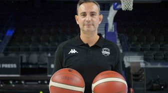 Ender Arslan, 2010 dünya ikinciliğini ve Sırbistan'a atılan basketi unutamadı