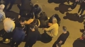 Esenler'de silahlı kavgada yaralanan 2 kişi hastaneye kaldırıldı, şüpheliler aranıyor
