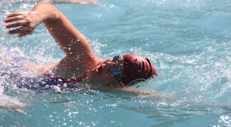 Fethiye'nin Ölüdeniz'inde açık su yüzme yarışları 1612 sporcunun katılımıyla başladı