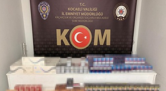 Kocaeli Derince'de araçta 1410 paket kaçak sigara ele geçirildi, 1 şüpheli yakalandı