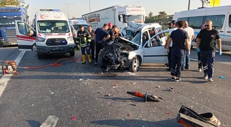 Mersin'de TIR'a çarpan araçta Eyüp ve Meşude Bolat öldü, oğulları ağır yaralandı