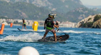 Muğla Marmaris'te MotoSurf ve Su Jeti Şampiyonası ikinci gün yarışlarıyla sürüyor