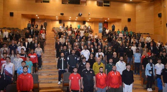 Sinop'ta Amatör Spor Haftası'nda 113 sporcu ve 18 antrenör ödüllendirildi